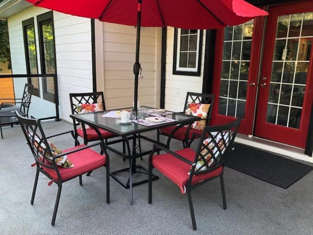 Casa Blanca Boutique Bed & Breakfast Niagara-on-the-Lake Екстериор снимка